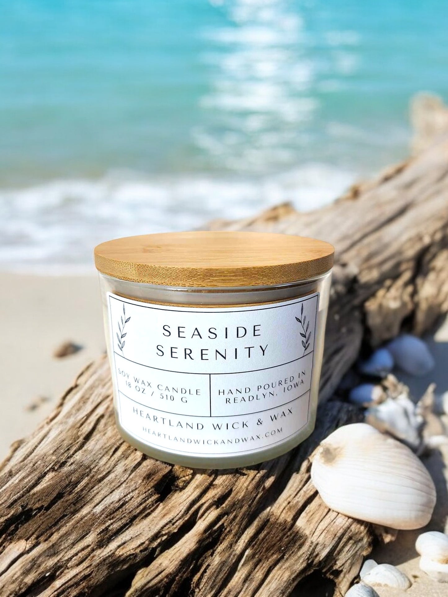 Seaside Serenity 18 Ounce Candle